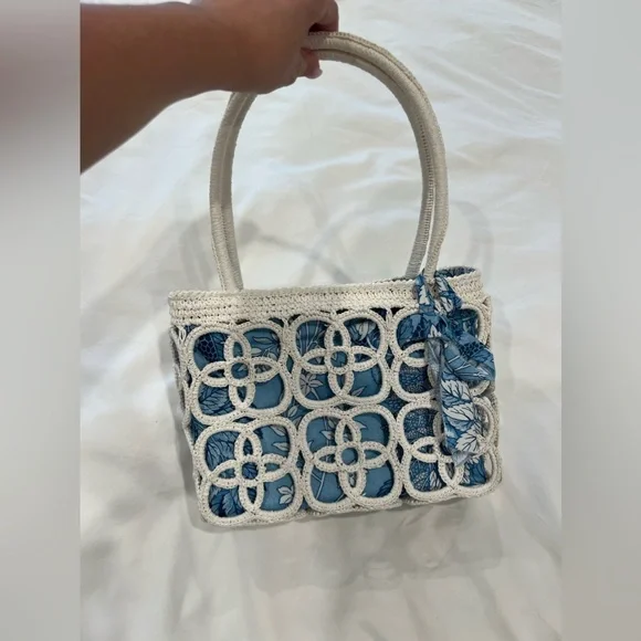 Eric Javits gorgeous rare tote in amazing condition - Picture 5 of 8